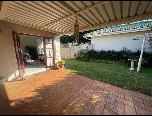 3 BEDROOM TOWNHOUSE FOR SALE IN SUNNINGDALE